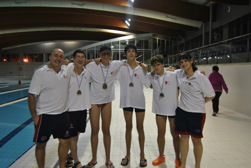Grandes resultados de la Selecci&oacute;n Navarra de Nataci&oacute;n Adaptada en Oviedo